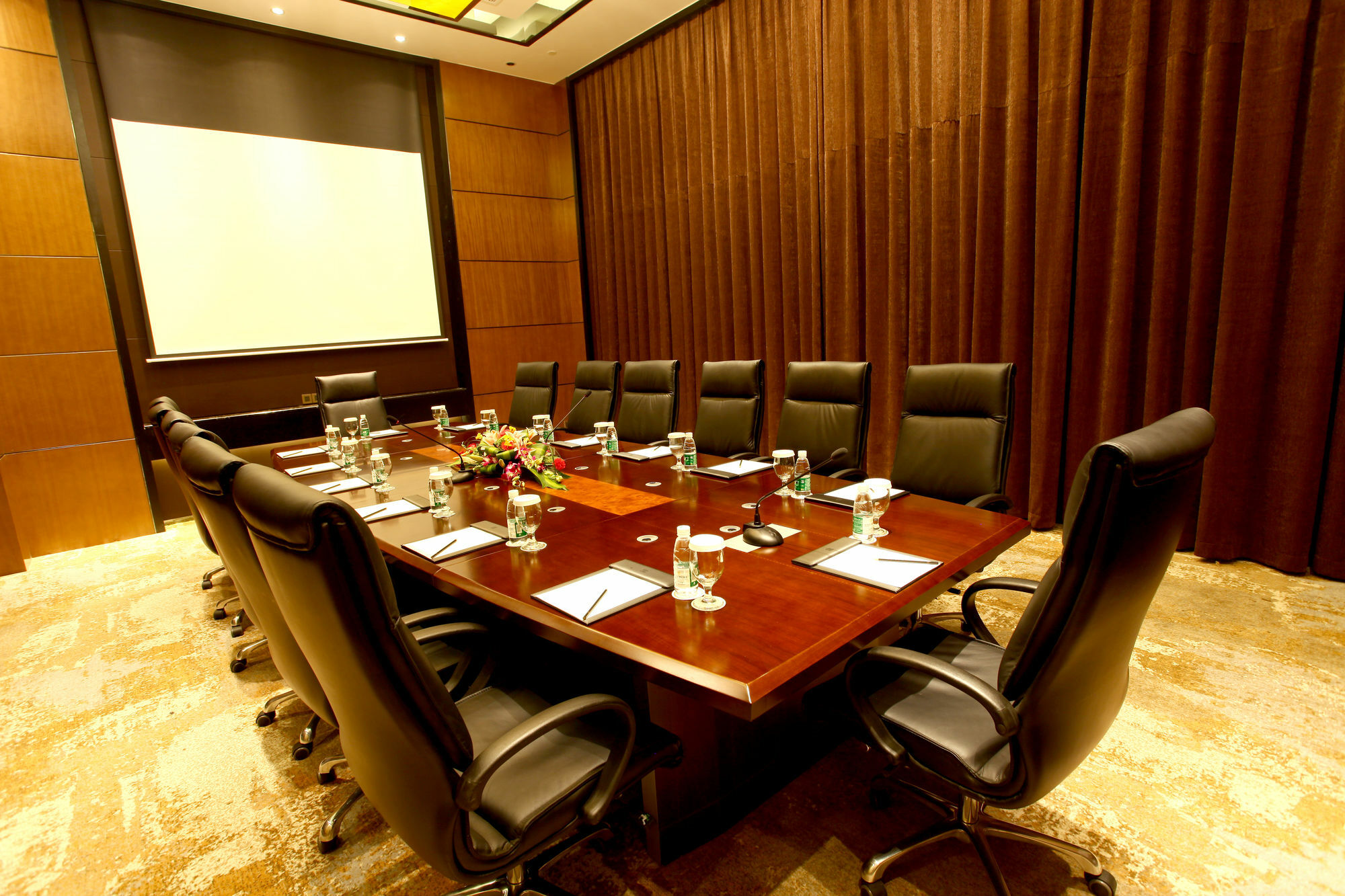 Celebrity Upper Class Hotel Chengdu Extérieur photo